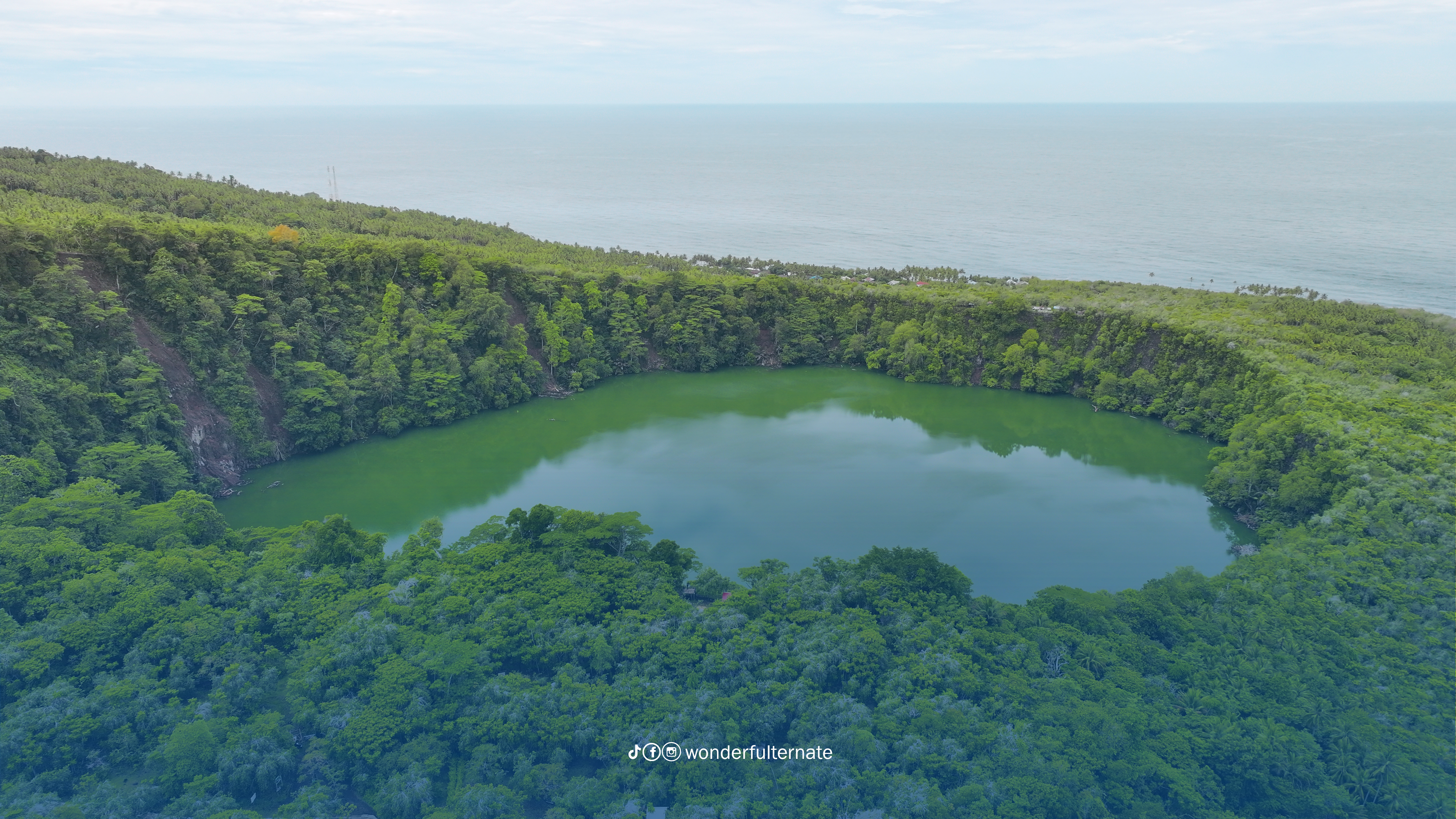 Danau Tolire: Danau Vulkanik di Kaki Gunung Gamalama